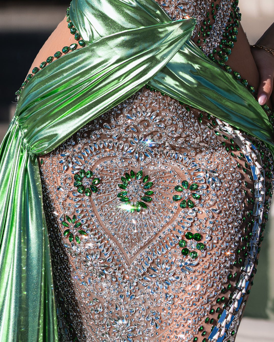 Închiriere Rochie Haute Couture BLINI - BENILDA GREEN DRESS WITH CRYSTALS