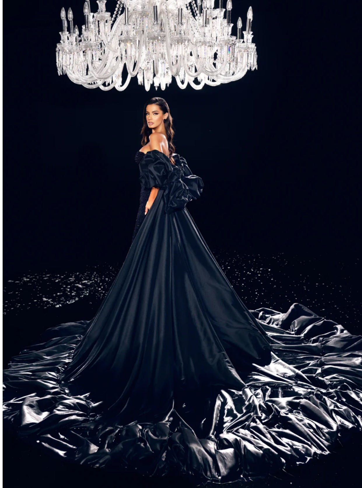 Închiriere Rochie Haute Couture - AUNITRA 002 cu capa