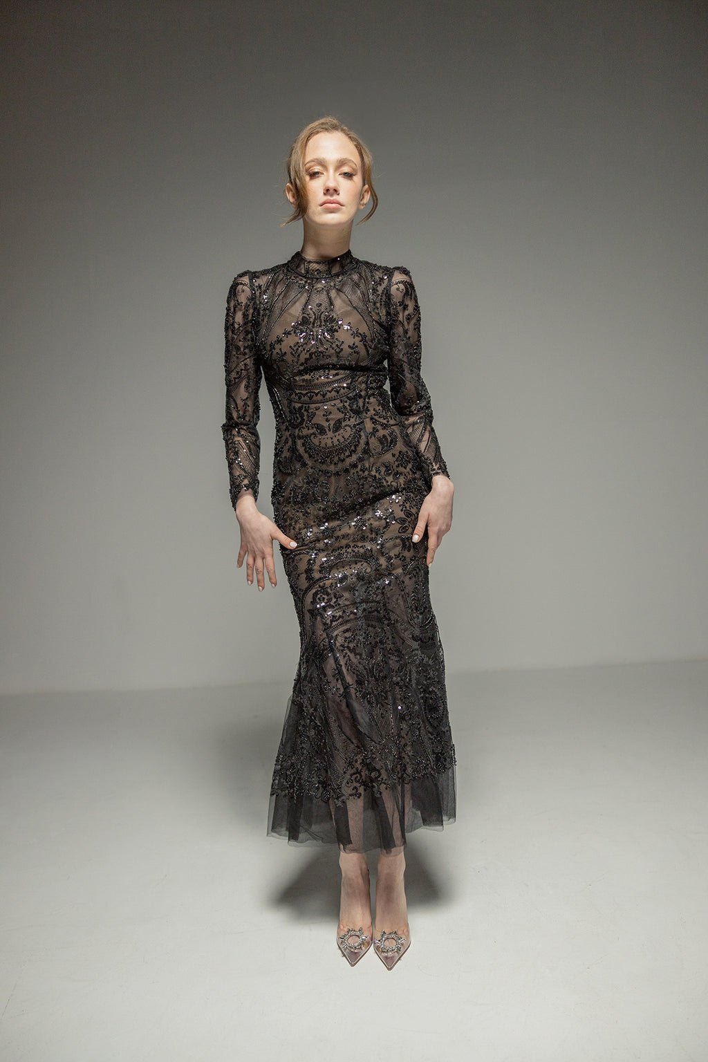 Închiriere rochie SELF-PORTRAIT - Rochie midi cu paiete Paisley