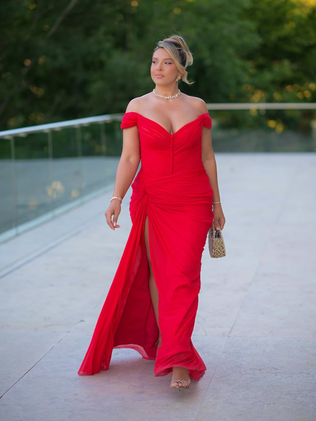 Închiriere Rochie Haute Couture Kosovo Designer Daniela’s choice