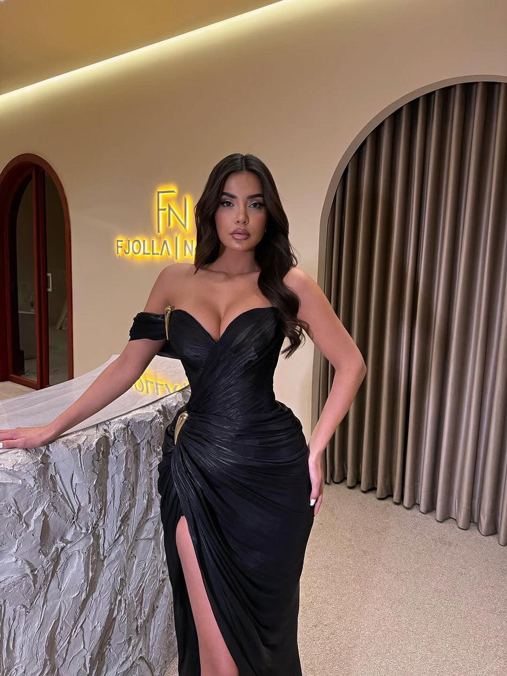 Închiriere Rochie Haute Couture - Midnight Muse