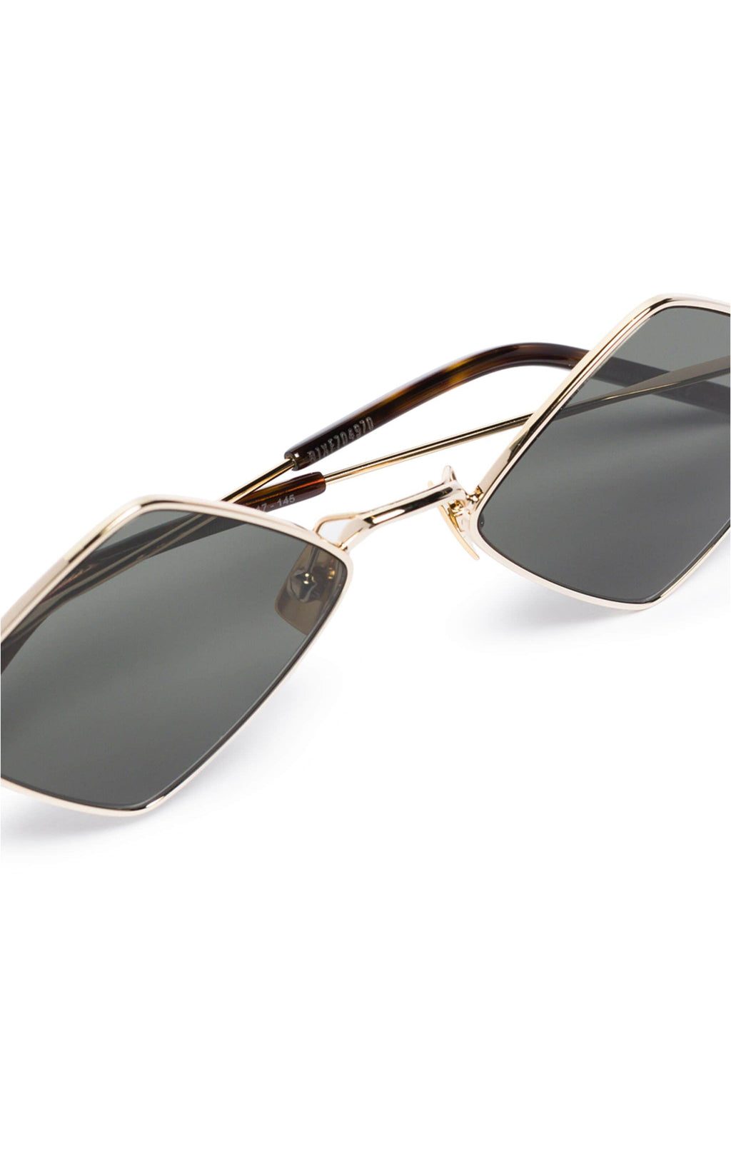 Închiriere ochelari de soare Saint Laurent