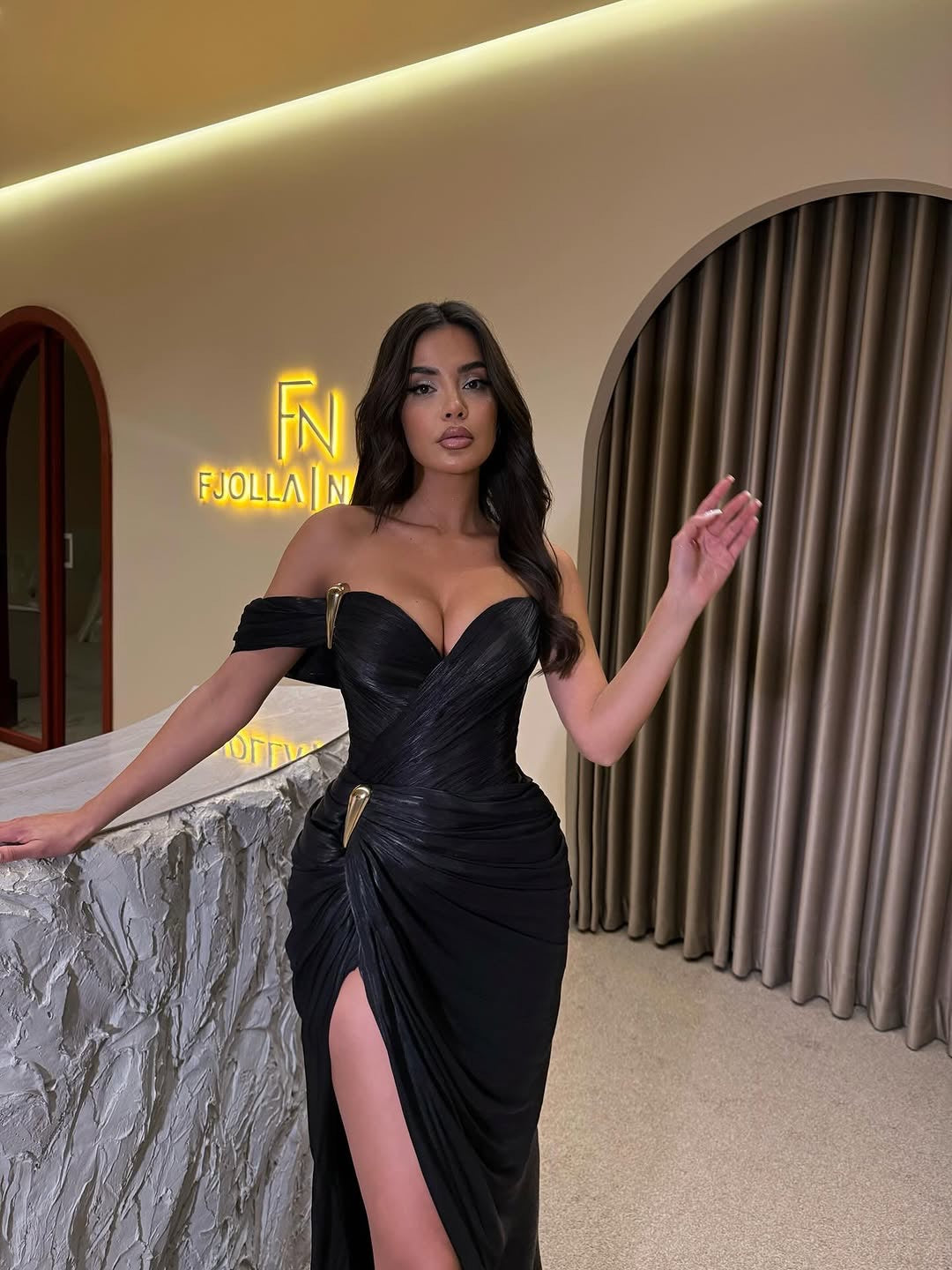 Închiriere Rochie Haute Couture - Midnight Muse