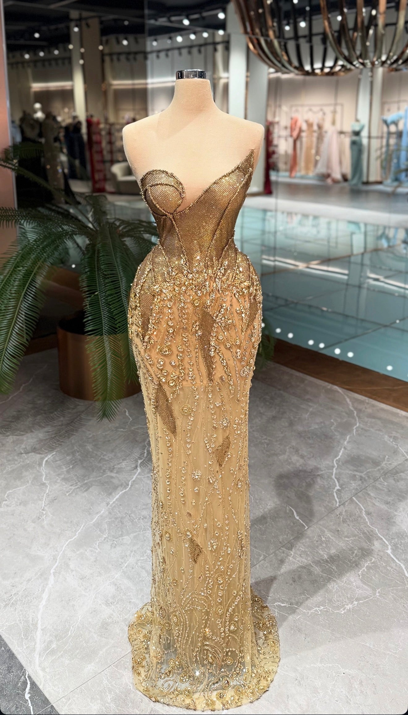 Închiriere Rochie Haute Couture Kosovo Designer - Gold Goddess