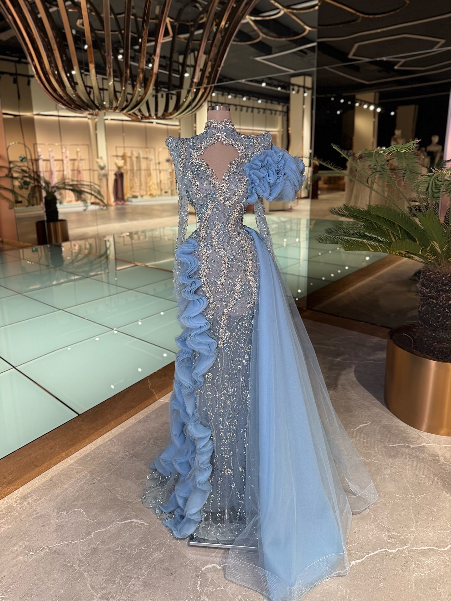Închiriere Rochie Haute Couture Kosovo Designer - Ella Blue