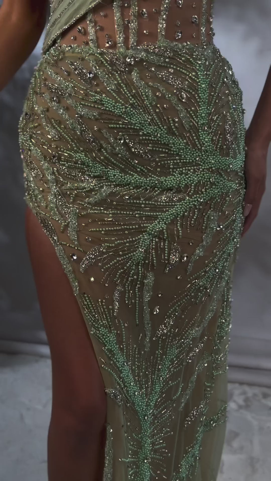 Închiriere Rochie Haute Couture - Rever 003