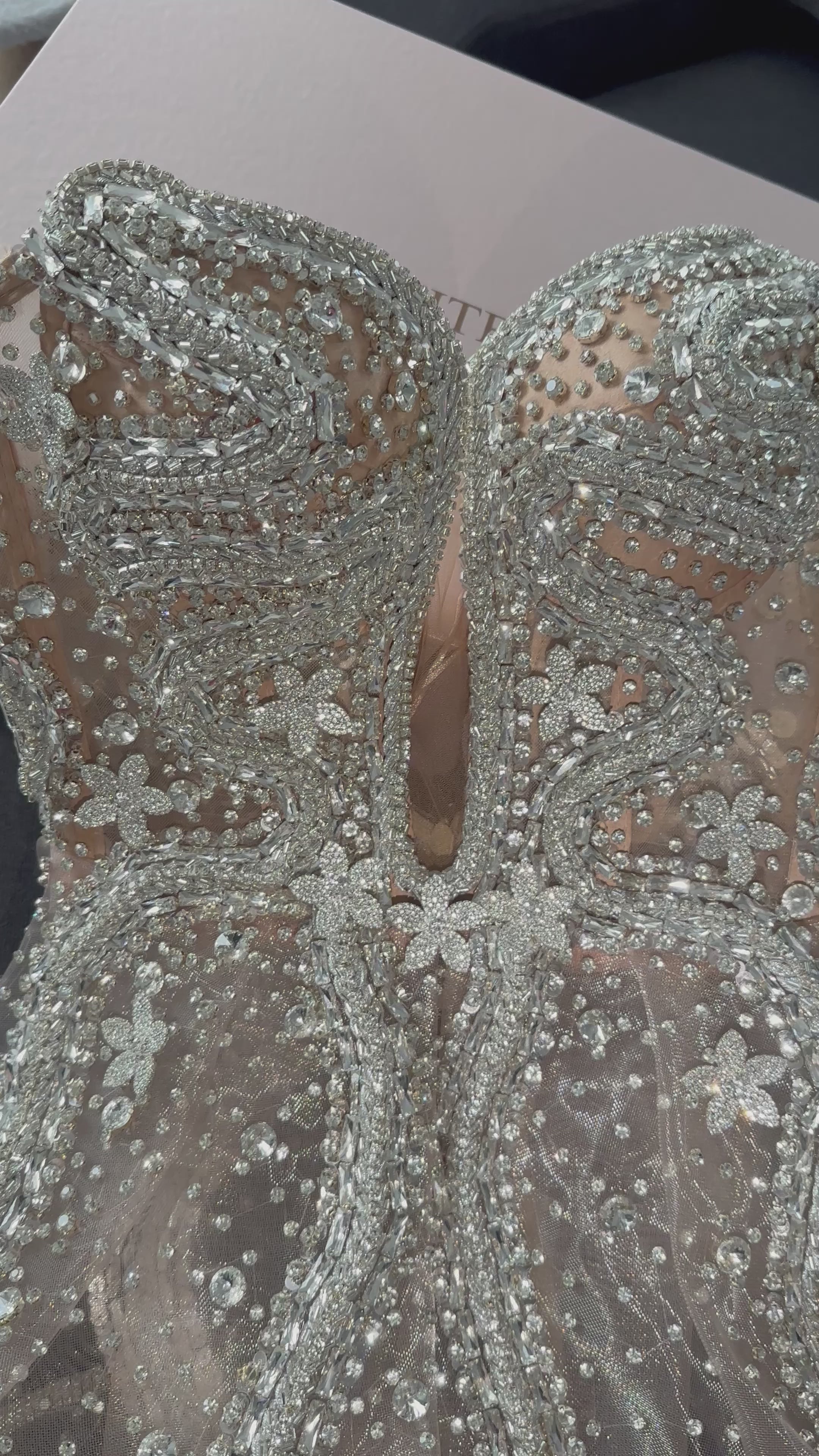 Închiriere Rochie Haute Couture - STELLA - SS24