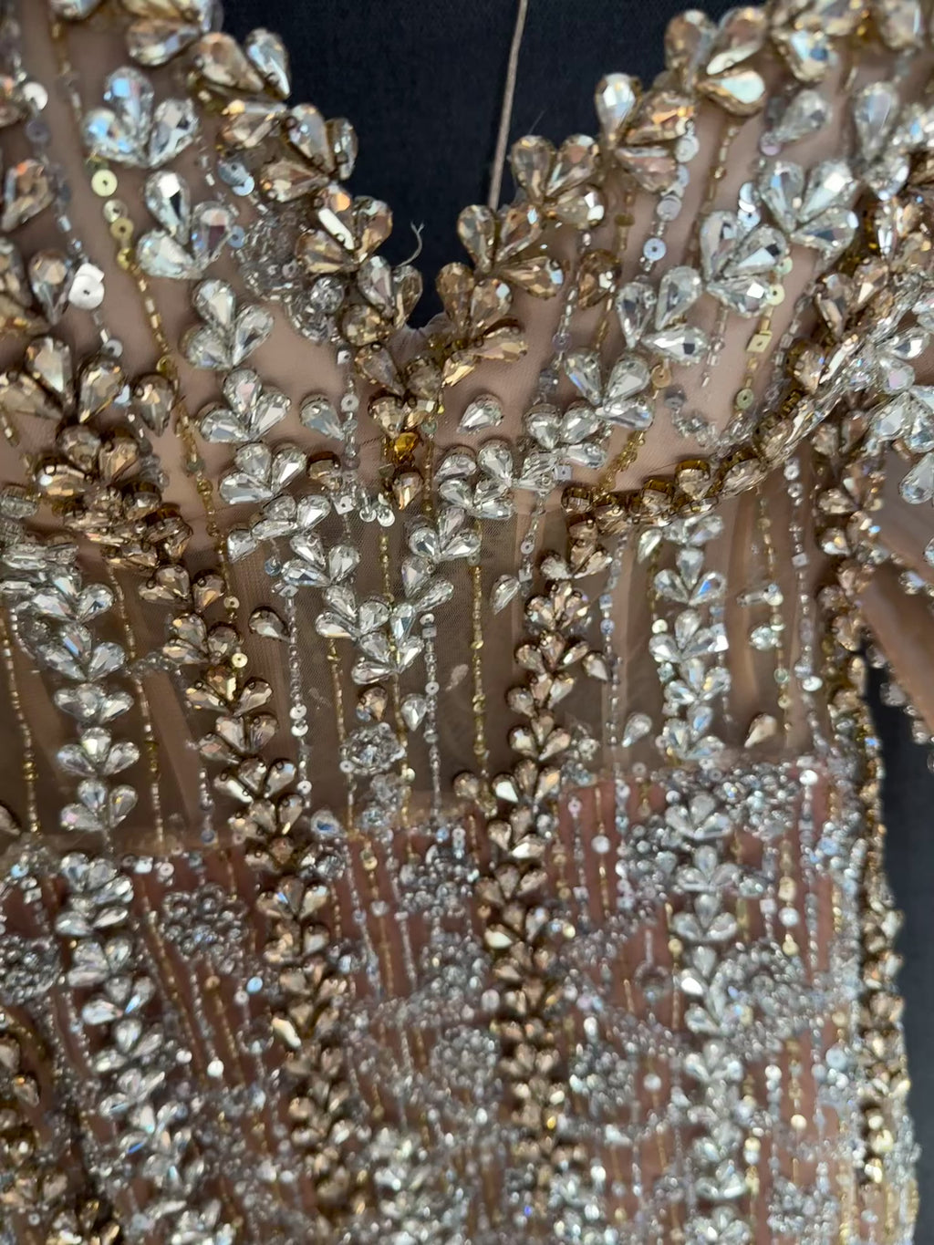 Închiriere Rochie Haute Couture Mimoza Kadriaj -colecția Etolie Luminous 003