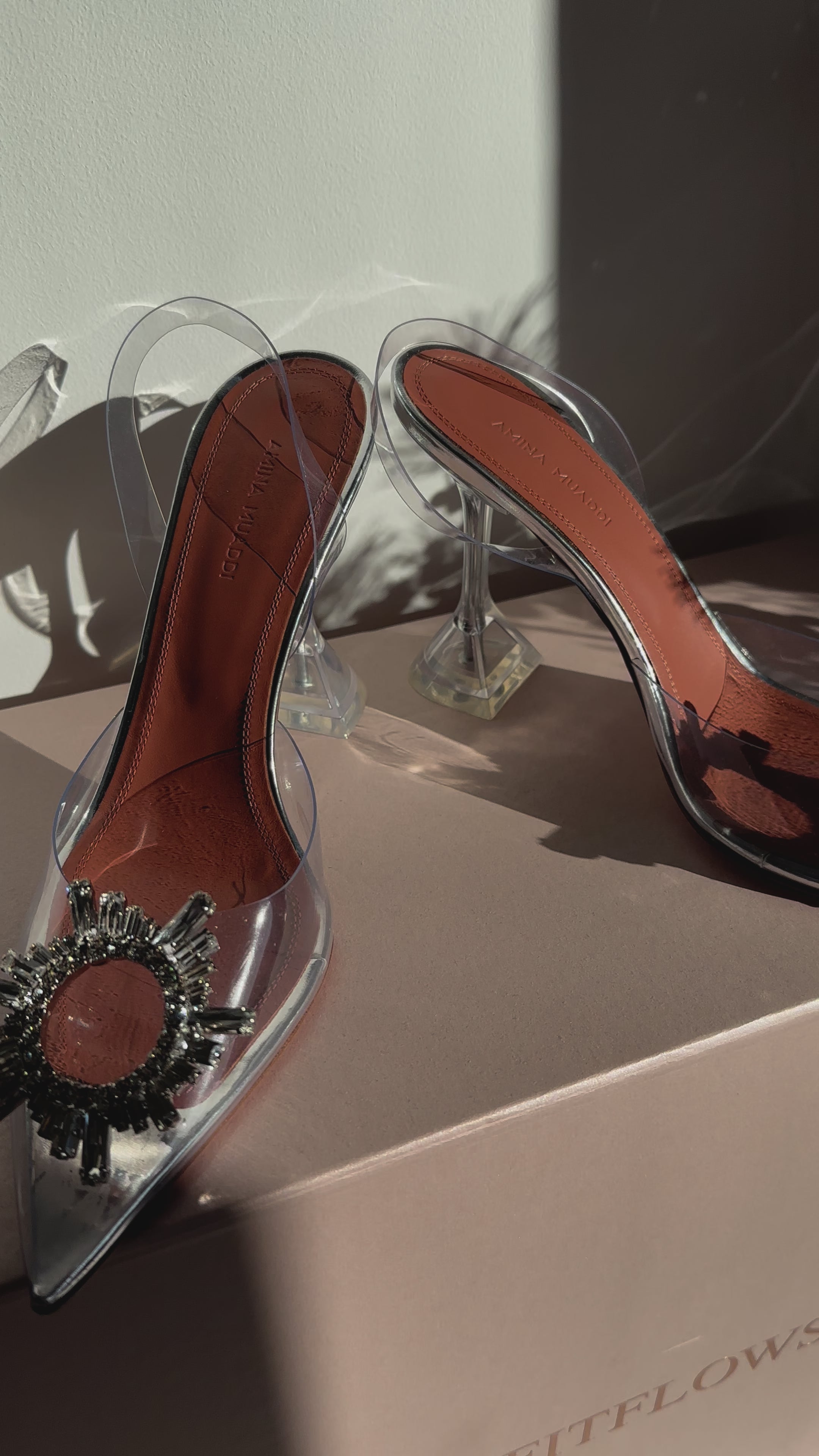 Închiriere pantofi Amina Muaddi  -  Begum Glass 95mm slingback pumps
